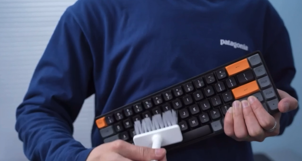 Keyboard Cleaning Brush Kit with Key Puller (1pc)